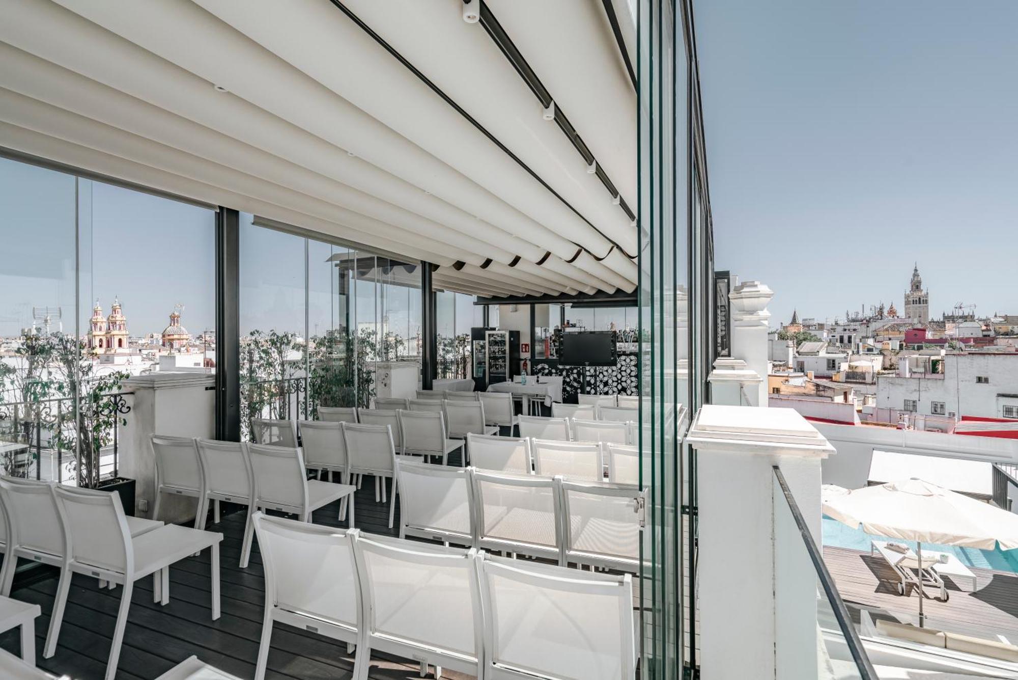 Vincci Seleccion Unuk 5 Gl Hotel Seville Exterior photo